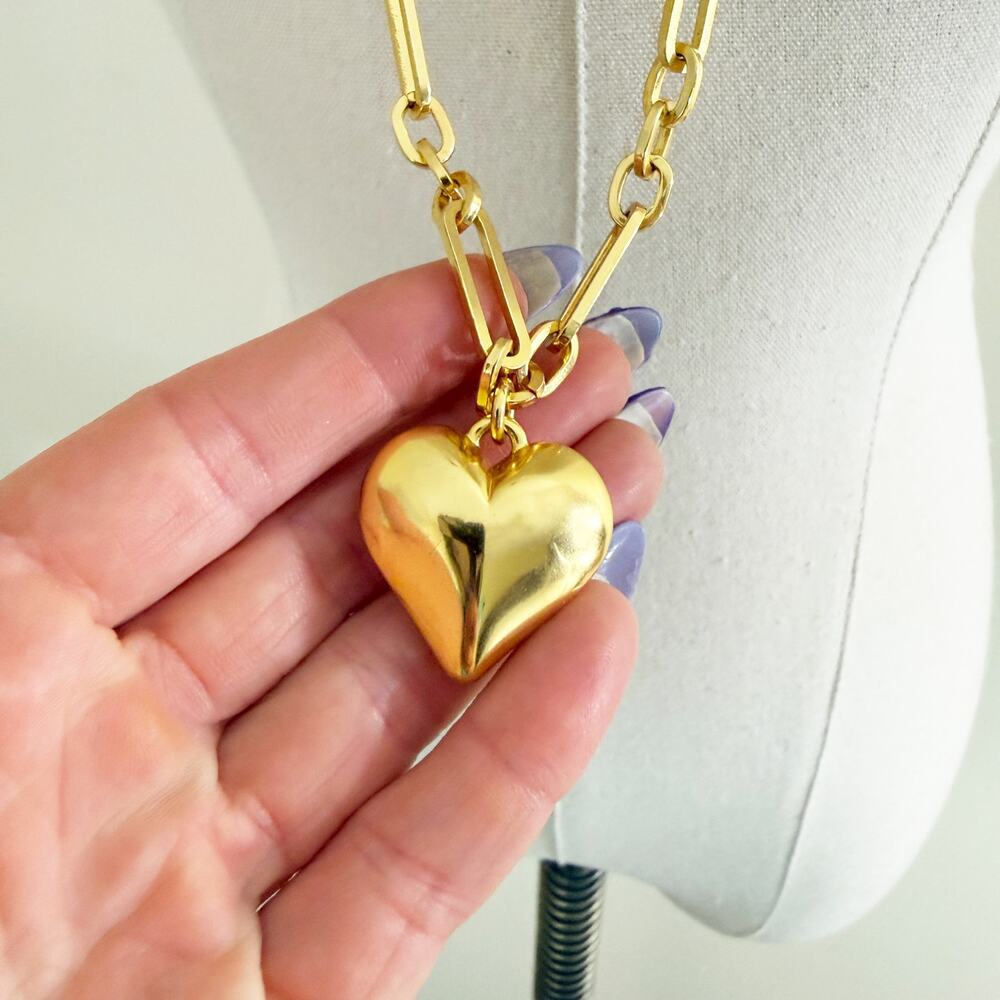 J. Crew Gold Chunky Chain Lariat Necklace with Heart Charm EUC - Picture 2 of 5